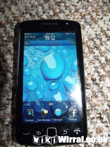 Attached picture BB Torch 9860 2.jpg